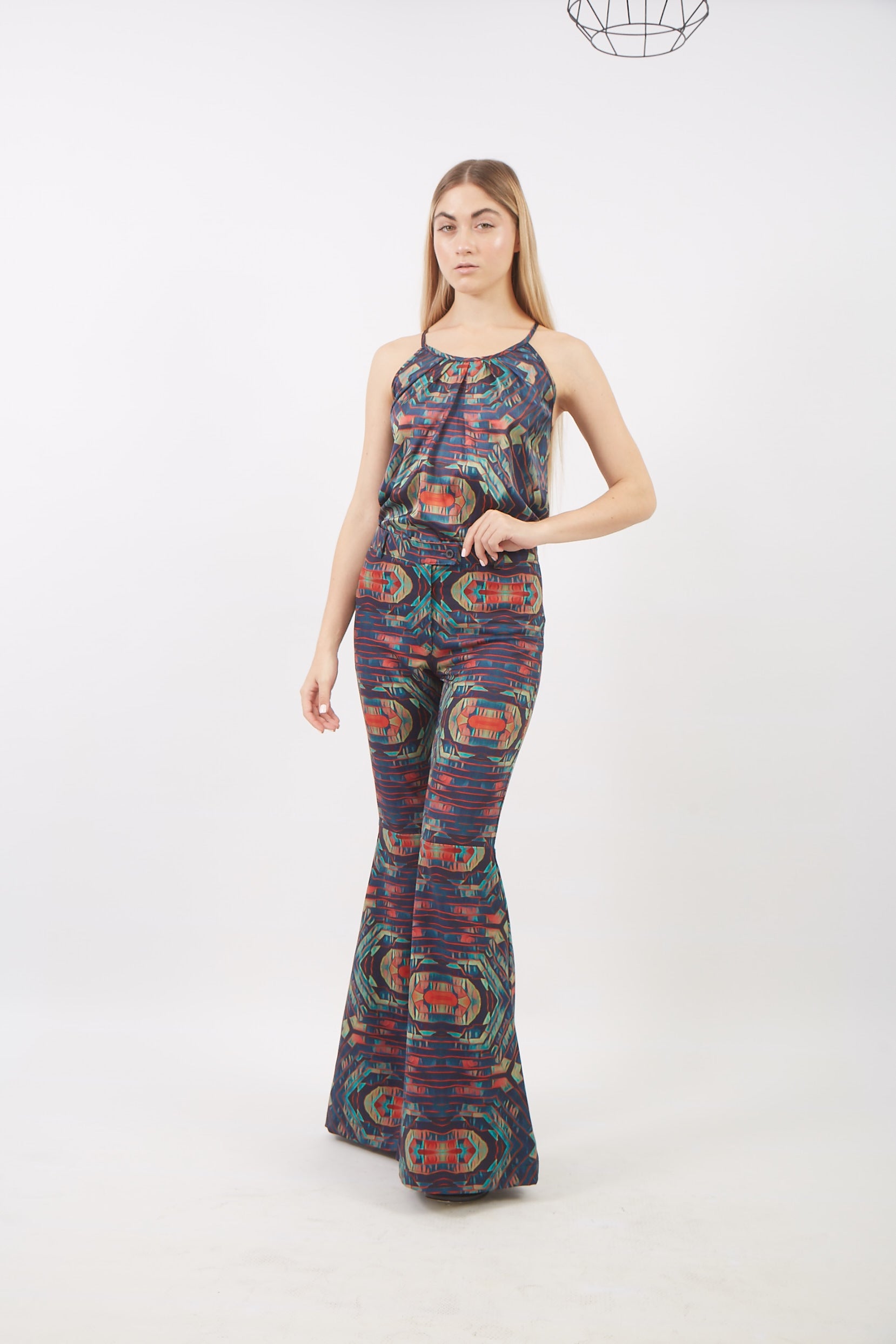 TURQUOISE WOOD LAYERED BELL PANT